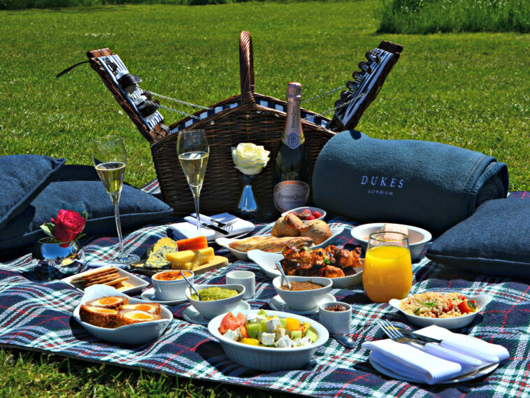 What time is best for a picnic?