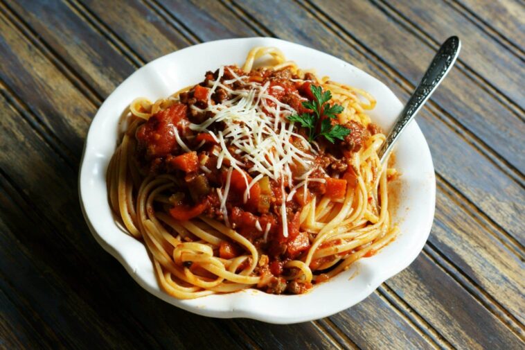 What to put on spaghetti when you have no sauce?