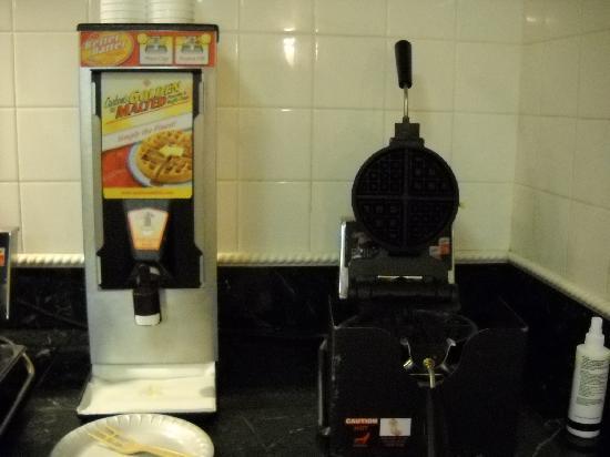 What waffle mix does La Quinta use?