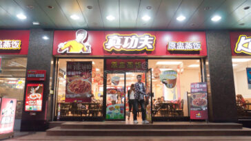 What was the first fast food restaurant in China?