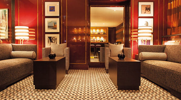 What were popular restaurants in the 1990s?