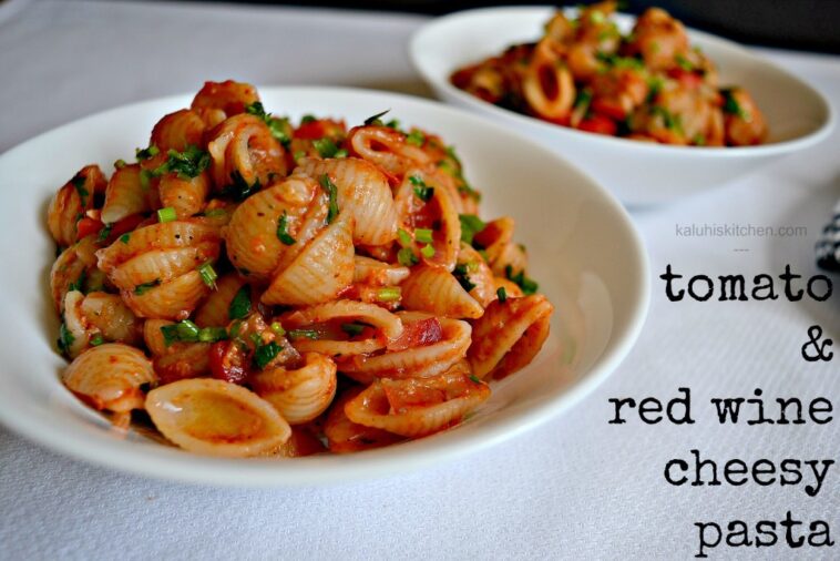 What wine goes with cheese pasta?