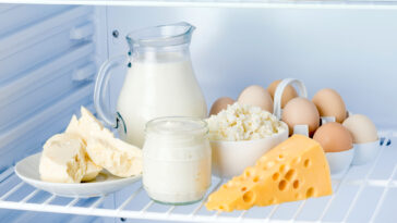 What's better kefir or Greek yogurt?