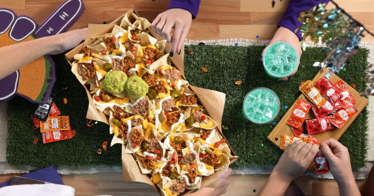 What's in Taco Bell Nachos Party Pack?