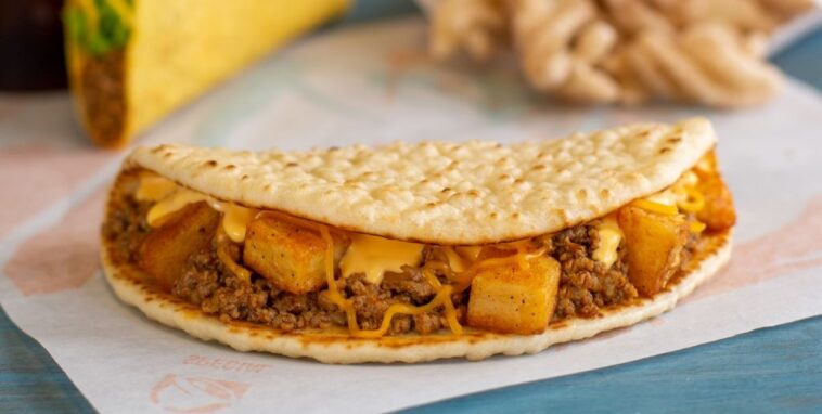 What's in Taco Bell flatbread?