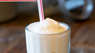 What's in a vanilla Frosty?