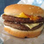What's on a Jack in the Box Ultimate cheeseburger?