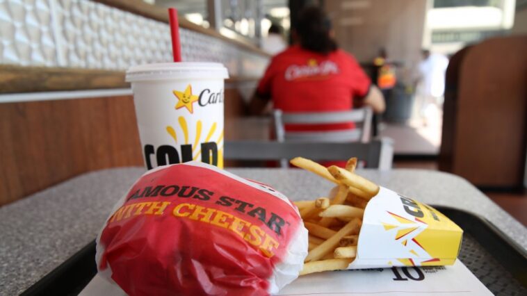 What's the difference between Hardee's and Carl's Jr?