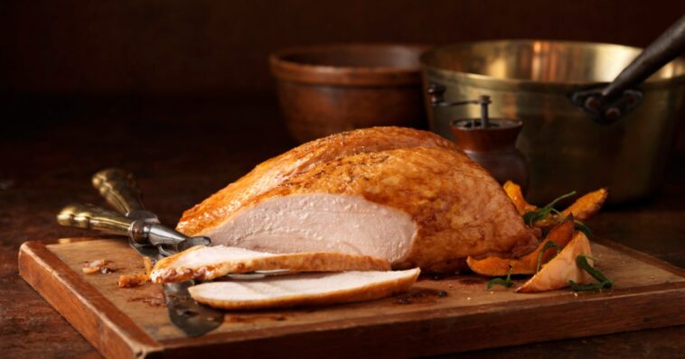 When should I buy my turkey for Christmas?