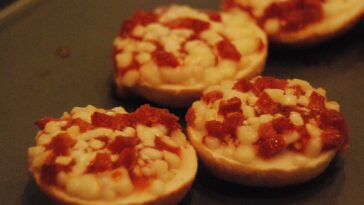 Where are Bagel Bites manufactured?