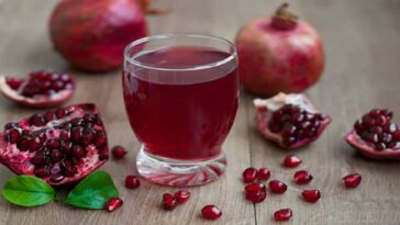 Which is better cherry juice or pomegranate juice?