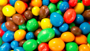 Which is healthier Skittles or M&Ms?