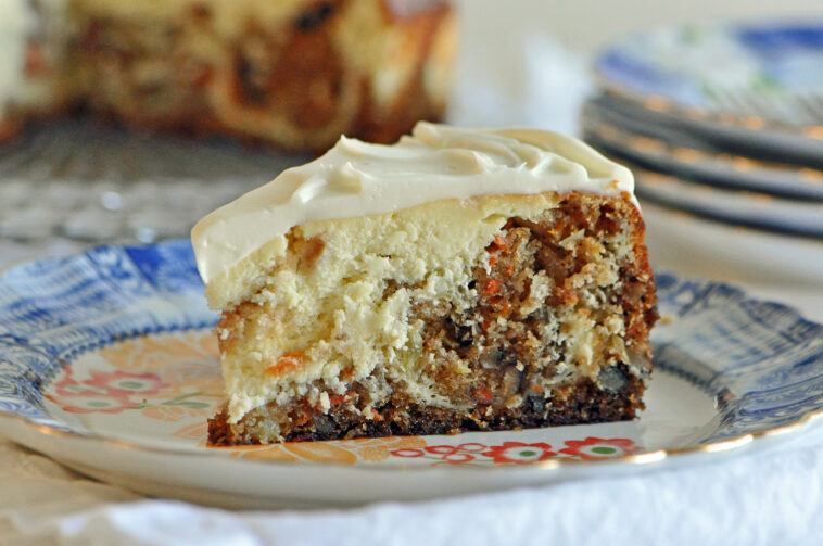 Which is healthier cheesecake or carrot cake?