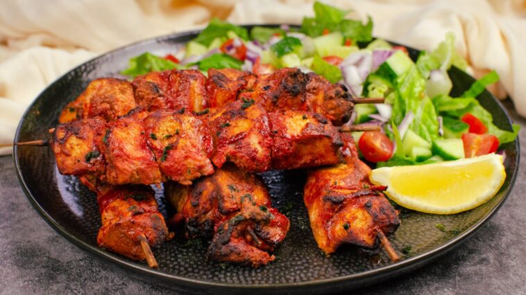 Which is healthier chicken tikka or tandoori chicken?