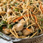 Which is healthier chow mein or rice?