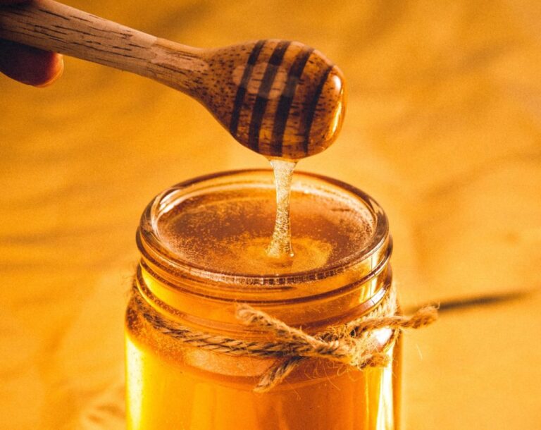 Which is healthier jelly or honey?