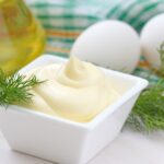 Which oil is best for mayonnaise?