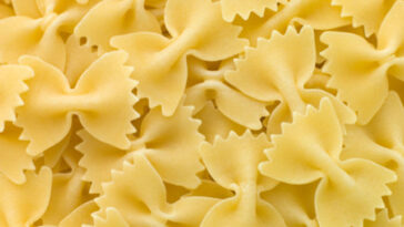 Which pasta looks like ribbons?