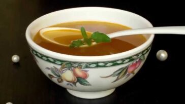 Which soup is best for sore throat?