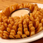 Who makes Bloomin onion?