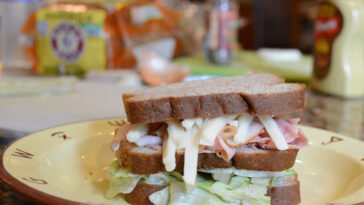 Who makes Roman Meal?