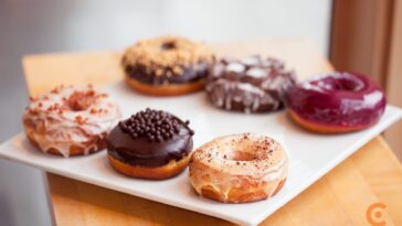 Who sells the most donuts in the US?