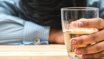 Why Drinking alcohol is not a good idea?