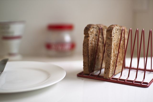 Why do British use toast racks?