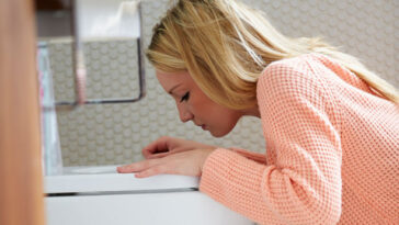 Why do I feel sick after eating strawberries?