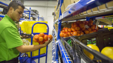 Why do Walmart prices end in 7?