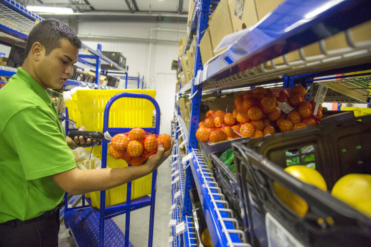 Why do Walmart prices end in 7?