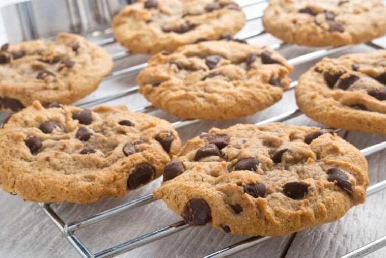 Why do my cookies go flat when they cool?
