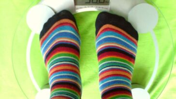 Why does my weight fluctuate 10 lbs in a day?