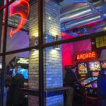 Why have so many Hooters closed?