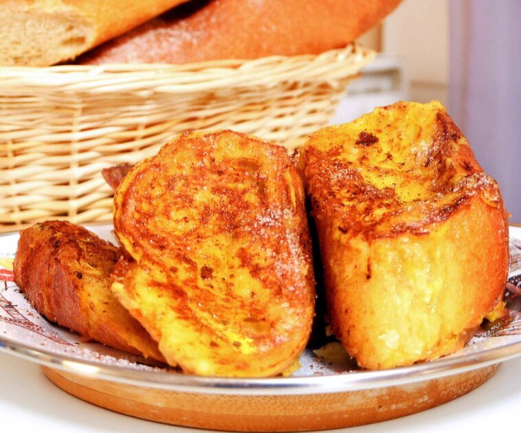 Why is French toast called pain perdu?