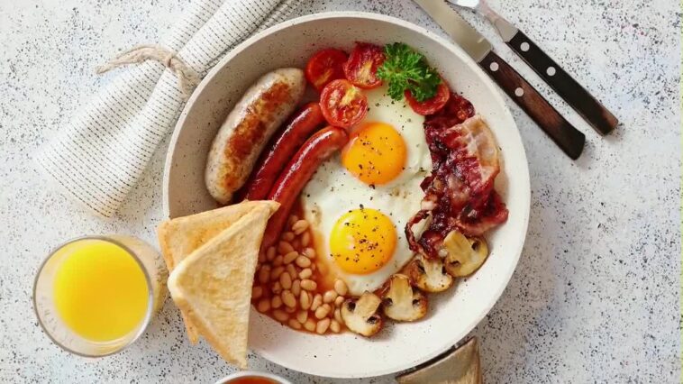 Why is breakfast important in a hotel?