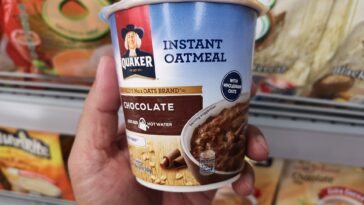 Why is instant oatmeal unhealthy?