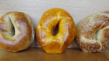 Why is it called an egg bagel?