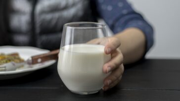 Why should you not drink oat milk?