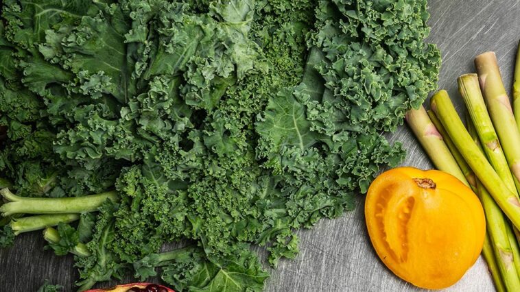 Why you should not eat kale?