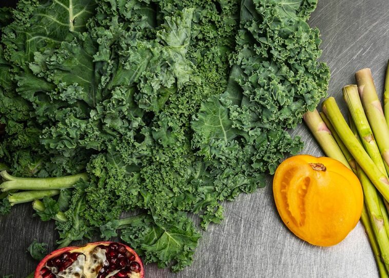 Why you should not eat kale?