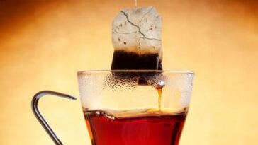 Why you shouldn't squeeze a tea bag?