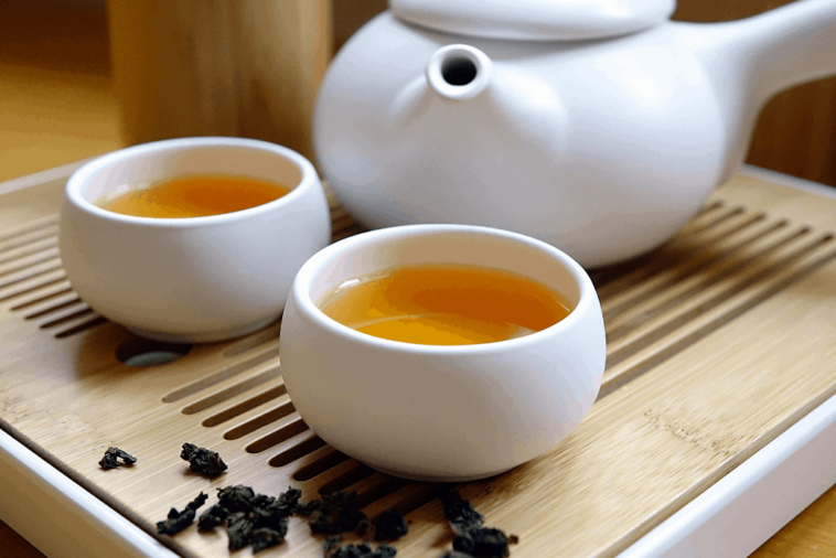 Will old tea make you sick?