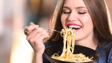 Can I eat pasta and still lose weight?