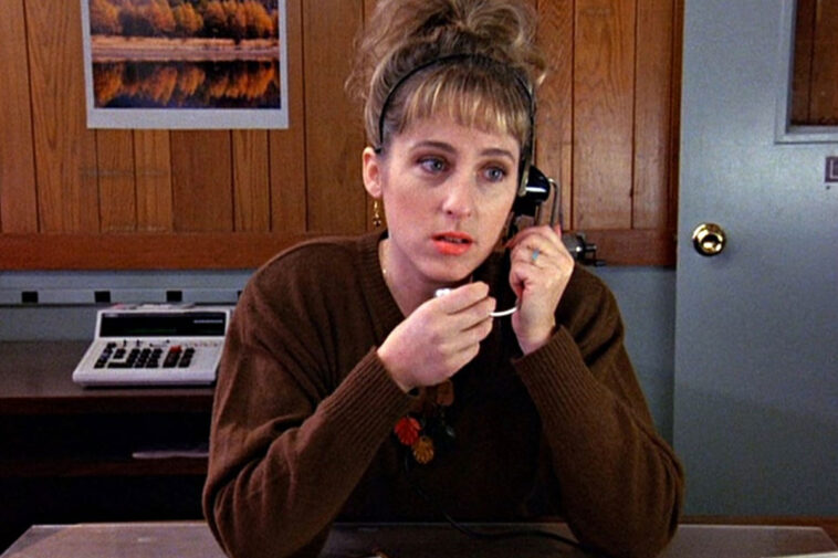 Can I work at Twin Peaks if im fat?