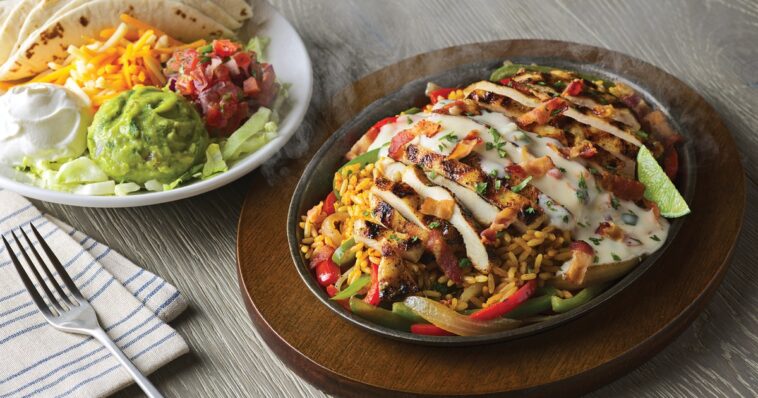 Does Applebee's have chicken fajitas?