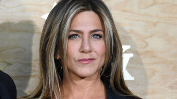Does Jennifer Aniston really use vital proteins collagen peptides?