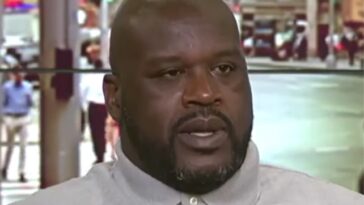 Does Shaq own 5 guys?
