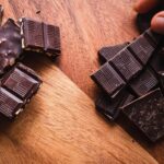 Does dark chocolate help in weight loss?