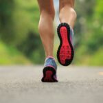 Does walking tone your legs?